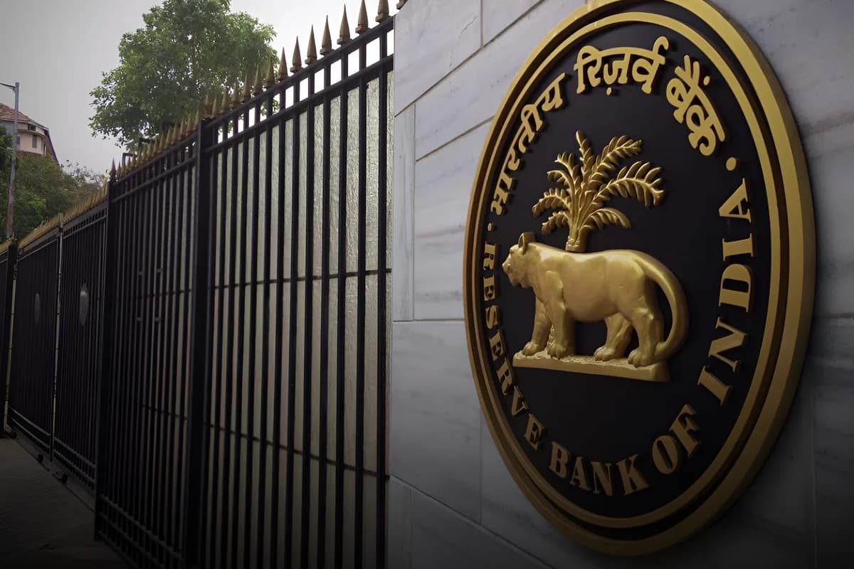 Rupee Support Measures by RBI May Impact Banks with ₹4,000 Cr Cost
