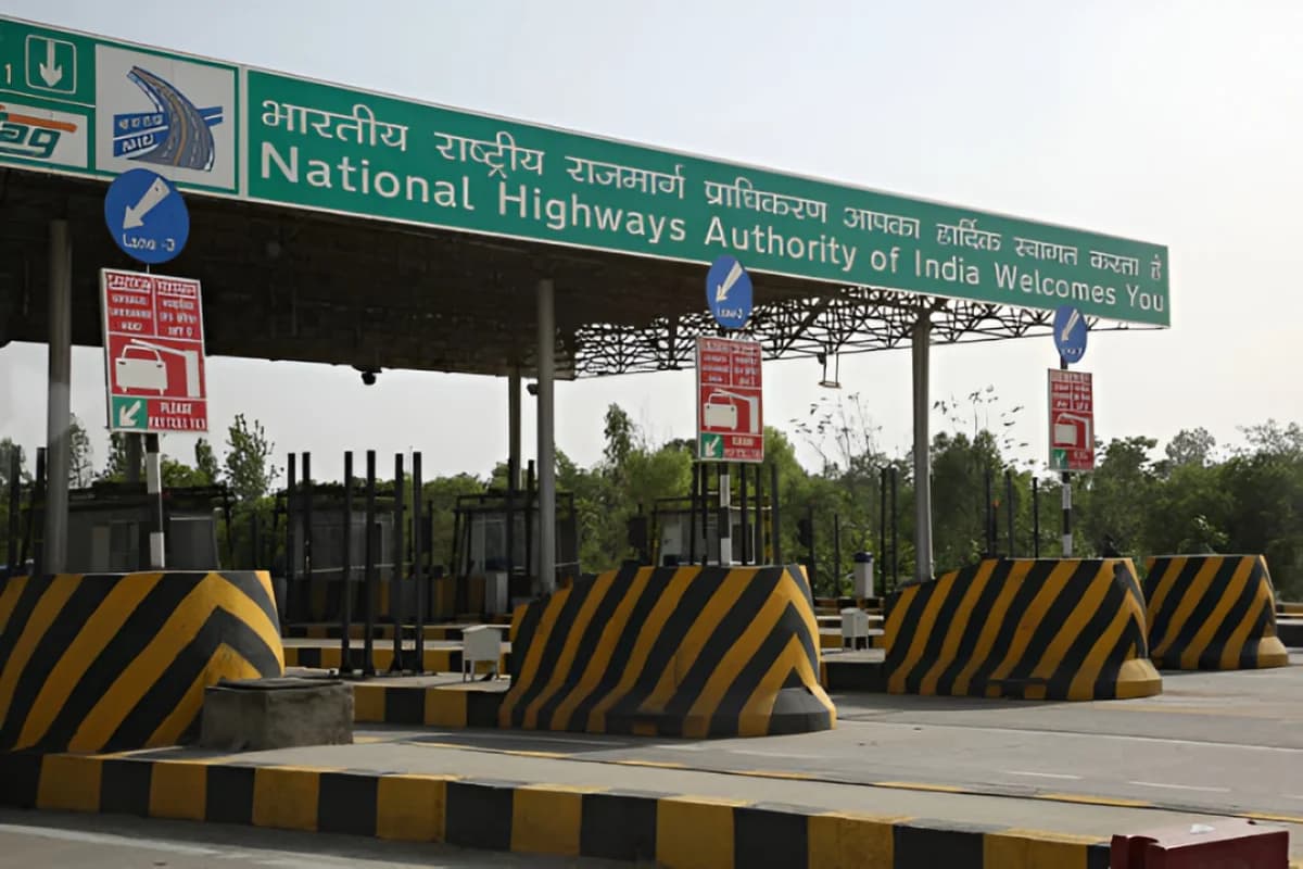 No Cash at Toll Plazas: NHAI Mandates 100% Digital Payments