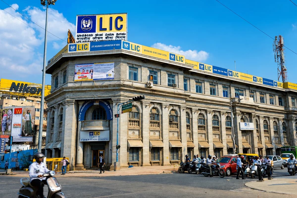 LIC’s $2 Billion Contrarian Bet: 10 Stocks the Insurance Giant Bought in Market Fall